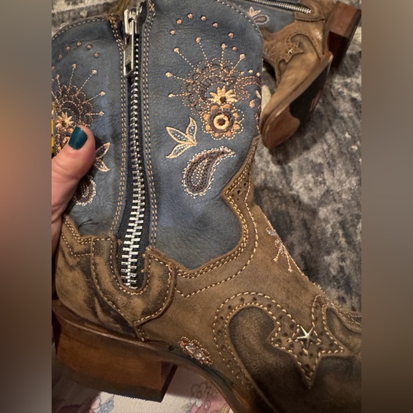 NWOT Dan Post Brown and Blue Embroidered Western Boots - Picture 7 of 8